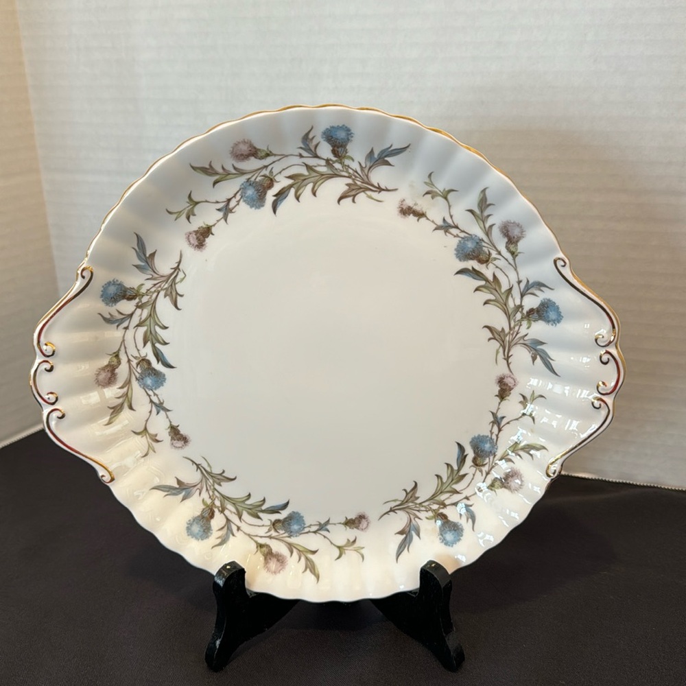 Royal Albert Bone China England
Brigadoon handled cake plate